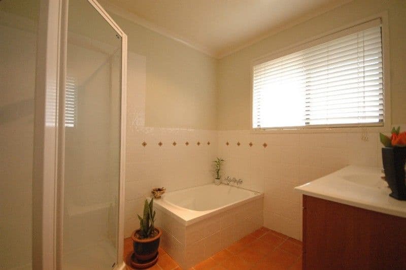20 Orchid Street, CENTENARY HEIGHTS QLD 4350, Centenary Heights - Thumbnail 8