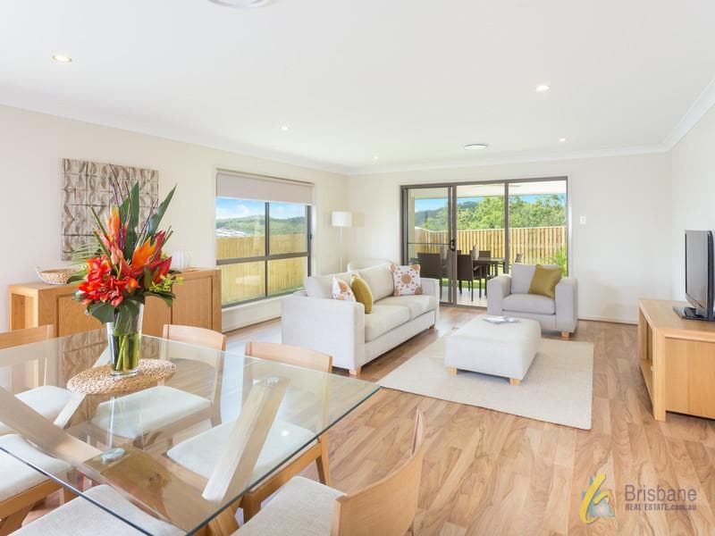 22 Conte Circuit,  Augustine Heights, Augustine Heights - Thumbnail 4