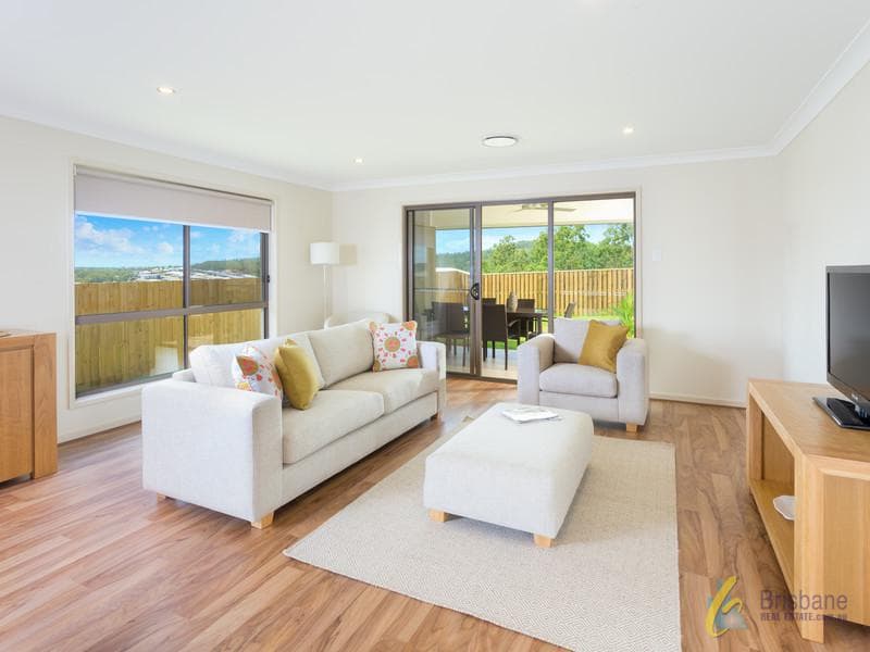 22 Conte Circuit,  Augustine Heights, Augustine Heights - Thumbnail 5