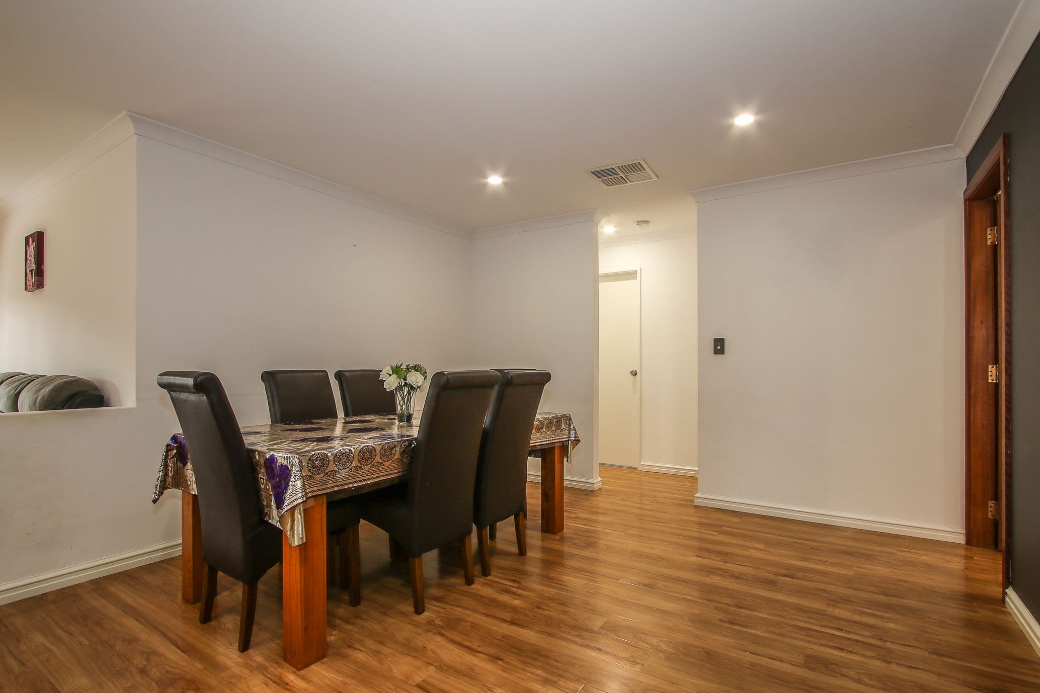 87 Arthur Road, Wattle Grove WA 6107, Wattle Grove - Thumbnail 4