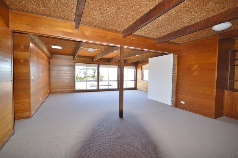 3 Canal Avenue, Runaway Bay QLD 4216, Runaway Bay - Thumbnail 4