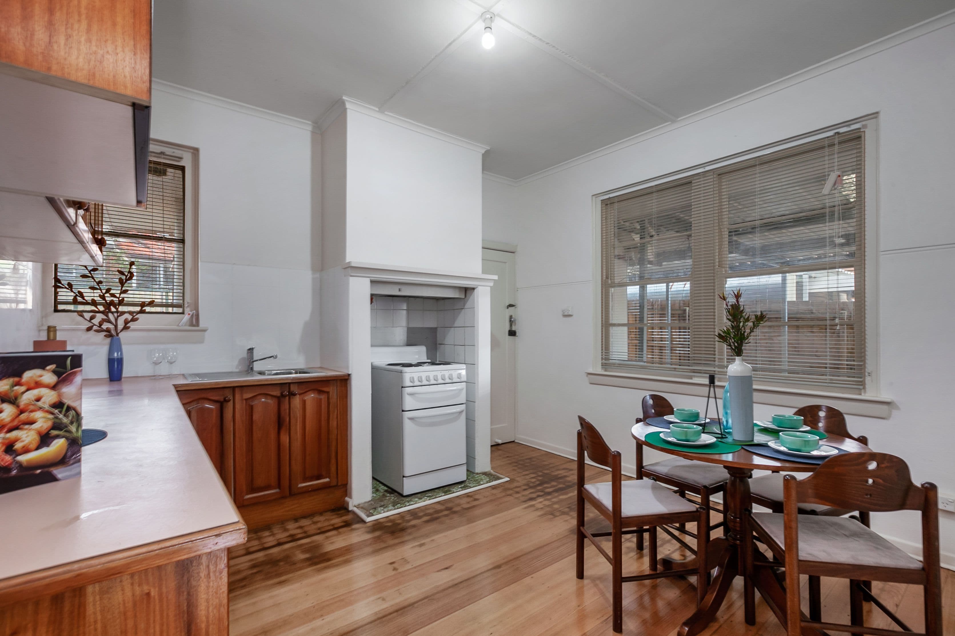 8 McGowan Avenue, Preston VIC 3072, Preston - Thumbnail 4