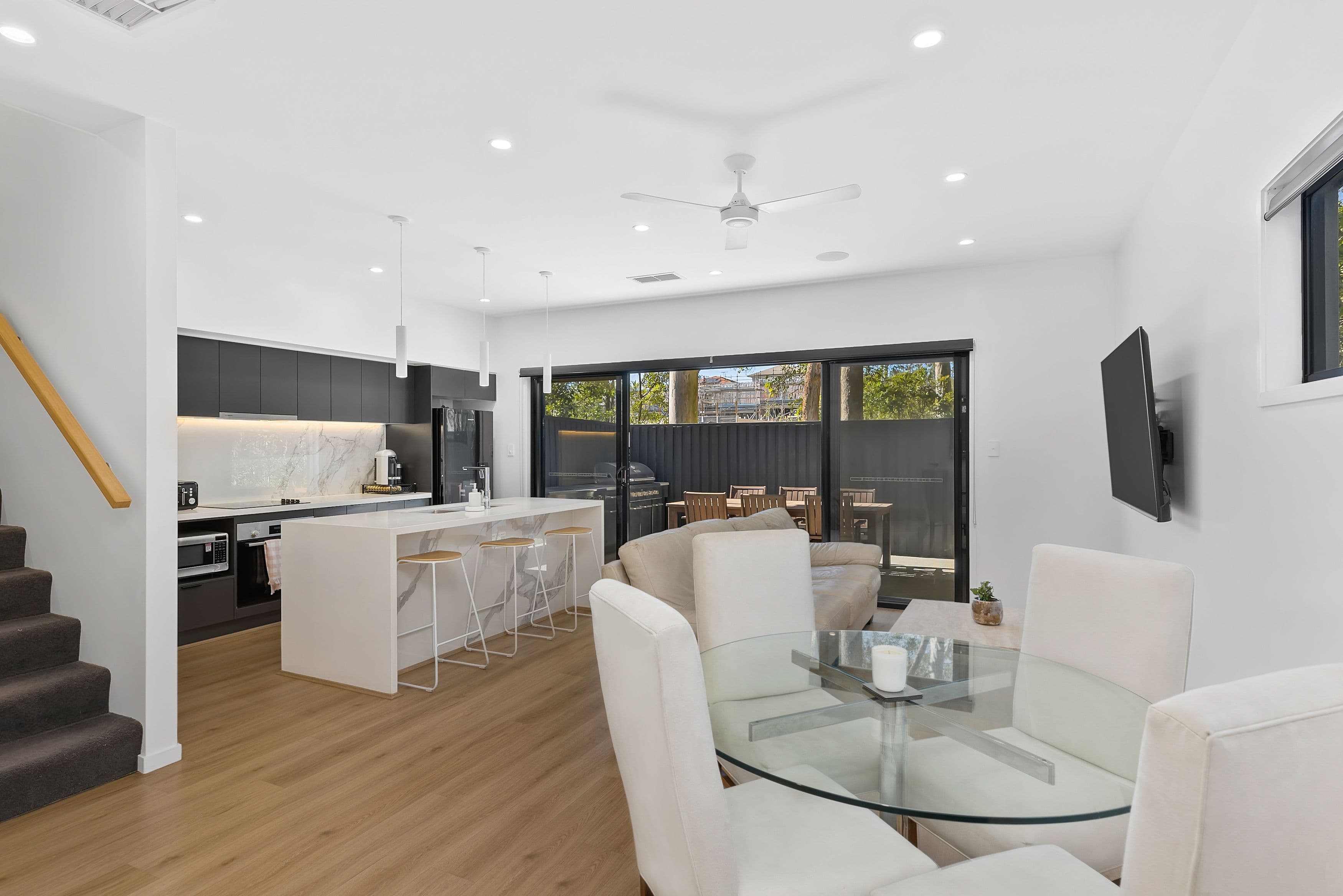 906 Hamilton Road, McDowall QLD 4053, McDowall - Thumbnail 2