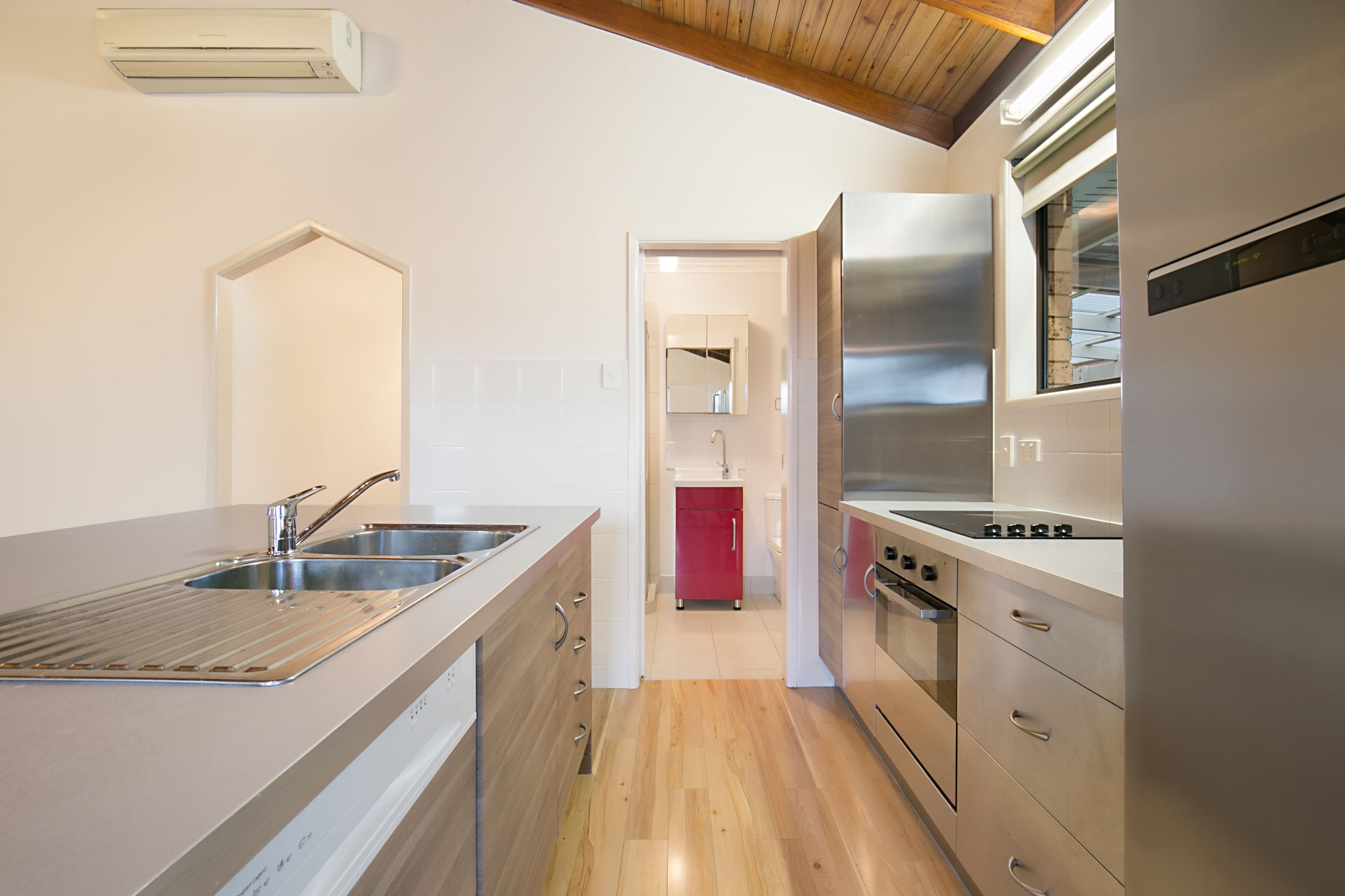 56 Brentwood Drive, Daisy Hill QLD 4127, Daisy Hill - Thumbnail 4