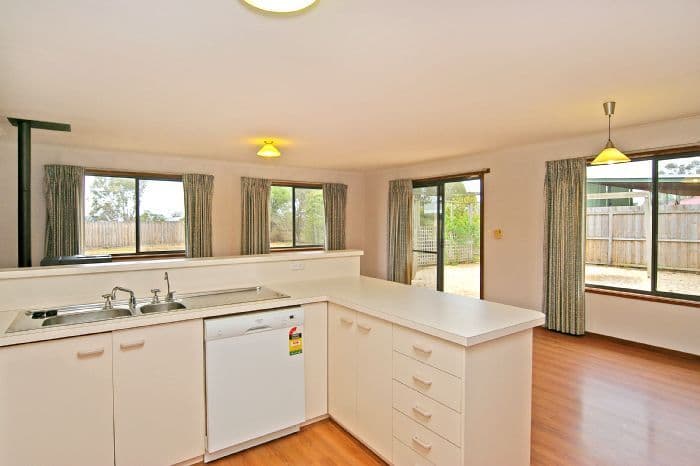 20 Levy Road, BANNOCKBURN VIC 3331, Bannockburn - Thumbnail 3