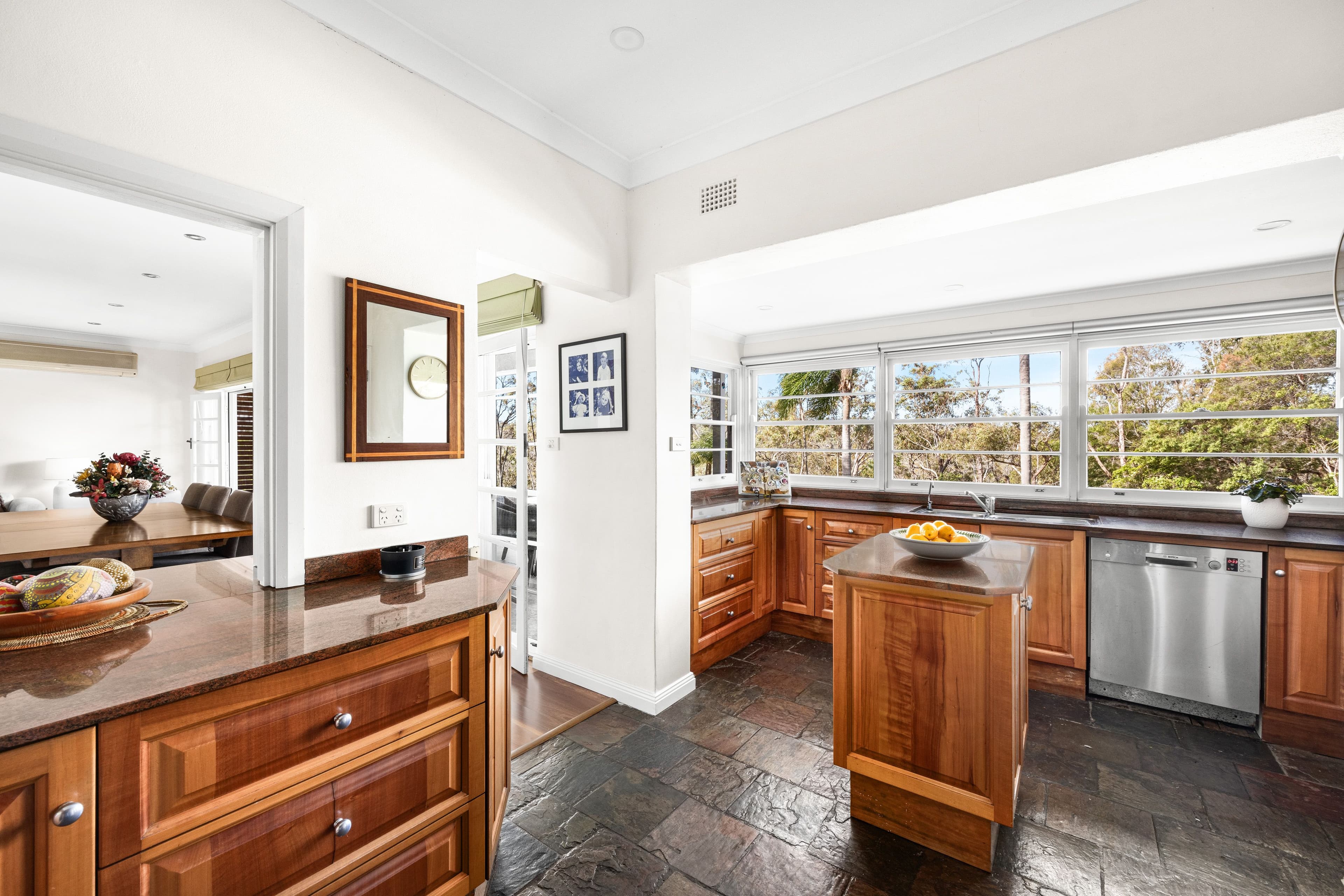 18 Cambourne Avenue, St Ives NSW 2075, St Ives - Thumbnail 8