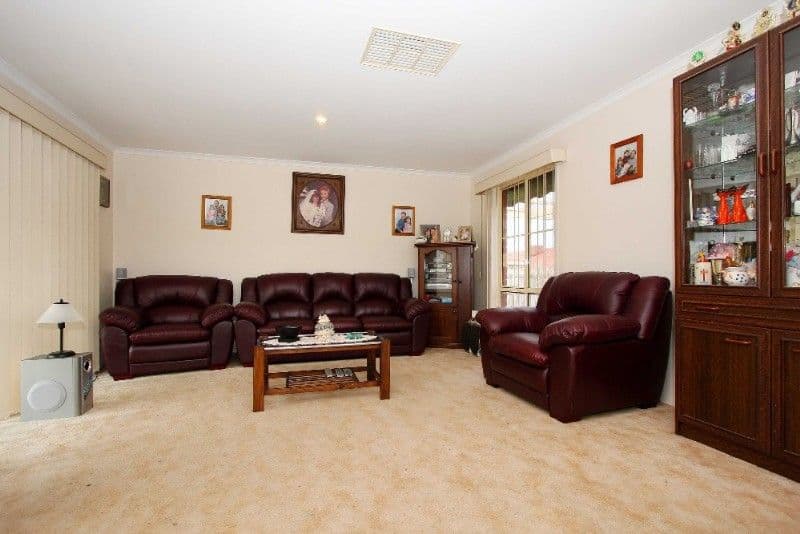 3 Swan Court, THOMASTOWN VIC 3074, Thomastown - Thumbnail 2