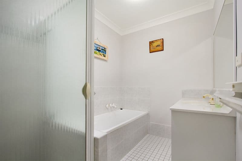13 Parkland Place, Banora Point NSW 2486, Banora Point - Thumbnail 5