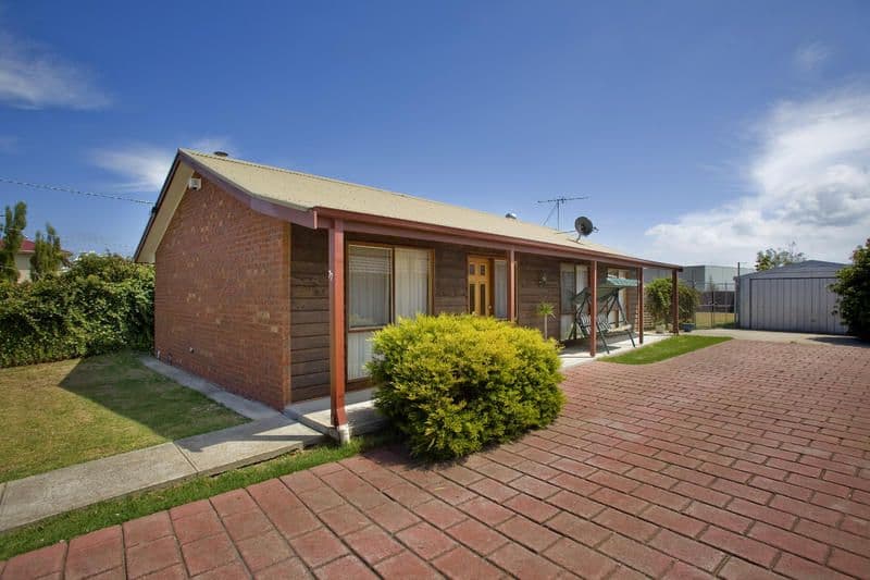 77 Solar Drive, WHITTINGTON VIC 3219, Whittington - Image 1