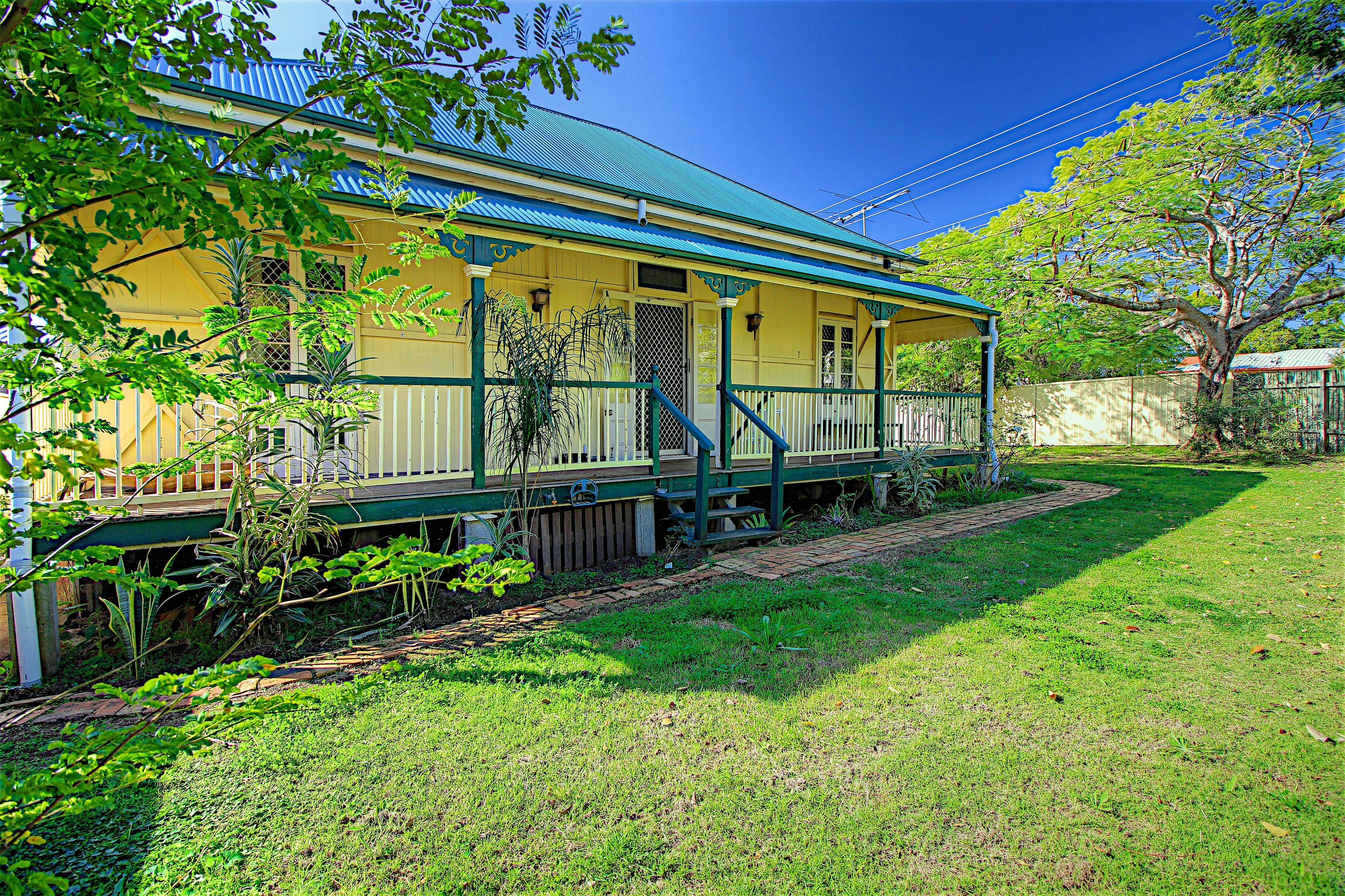 182 Cascade Street, Raceview QLD 4305, Raceview - Thumbnail 2