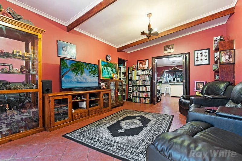 14 Jennifer Street, Noble Park North VIC 3174, Noble Park North - Thumbnail 2