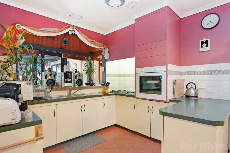 14 Jennifer Street, Noble Park North VIC 3174, Noble Park North - Thumbnail 3