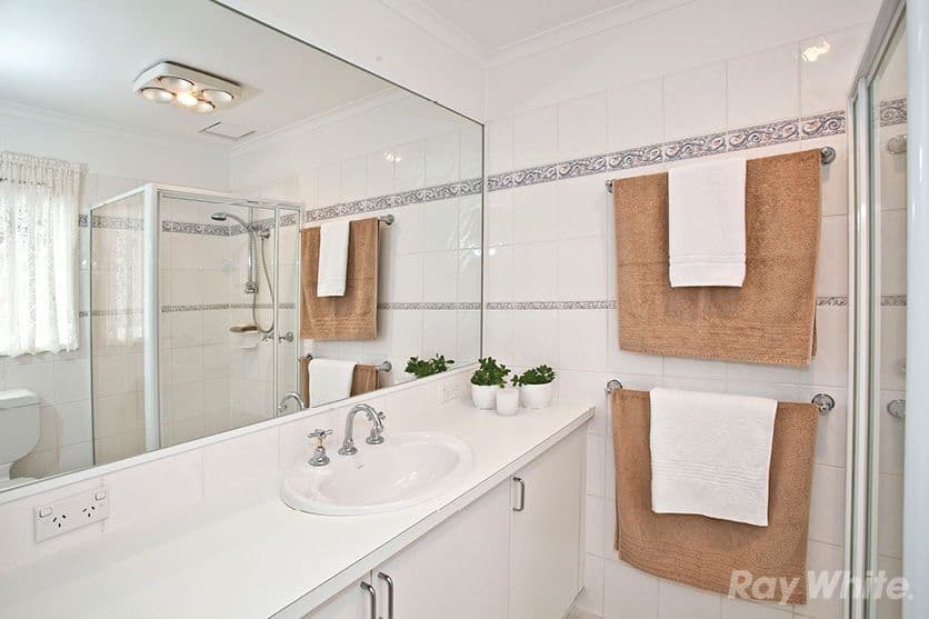 6 Highwood Drive, WHEELERS HILL VIC 3150, Wheelers Hill - Thumbnail 7