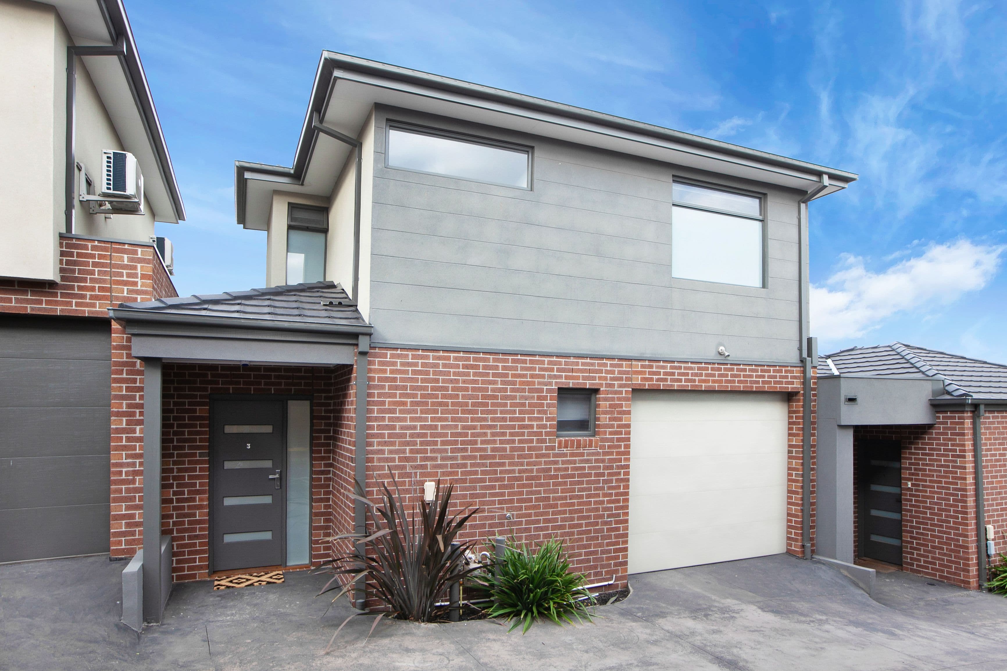 23 Simmons Drive, Seaholme - Thumbnail 2