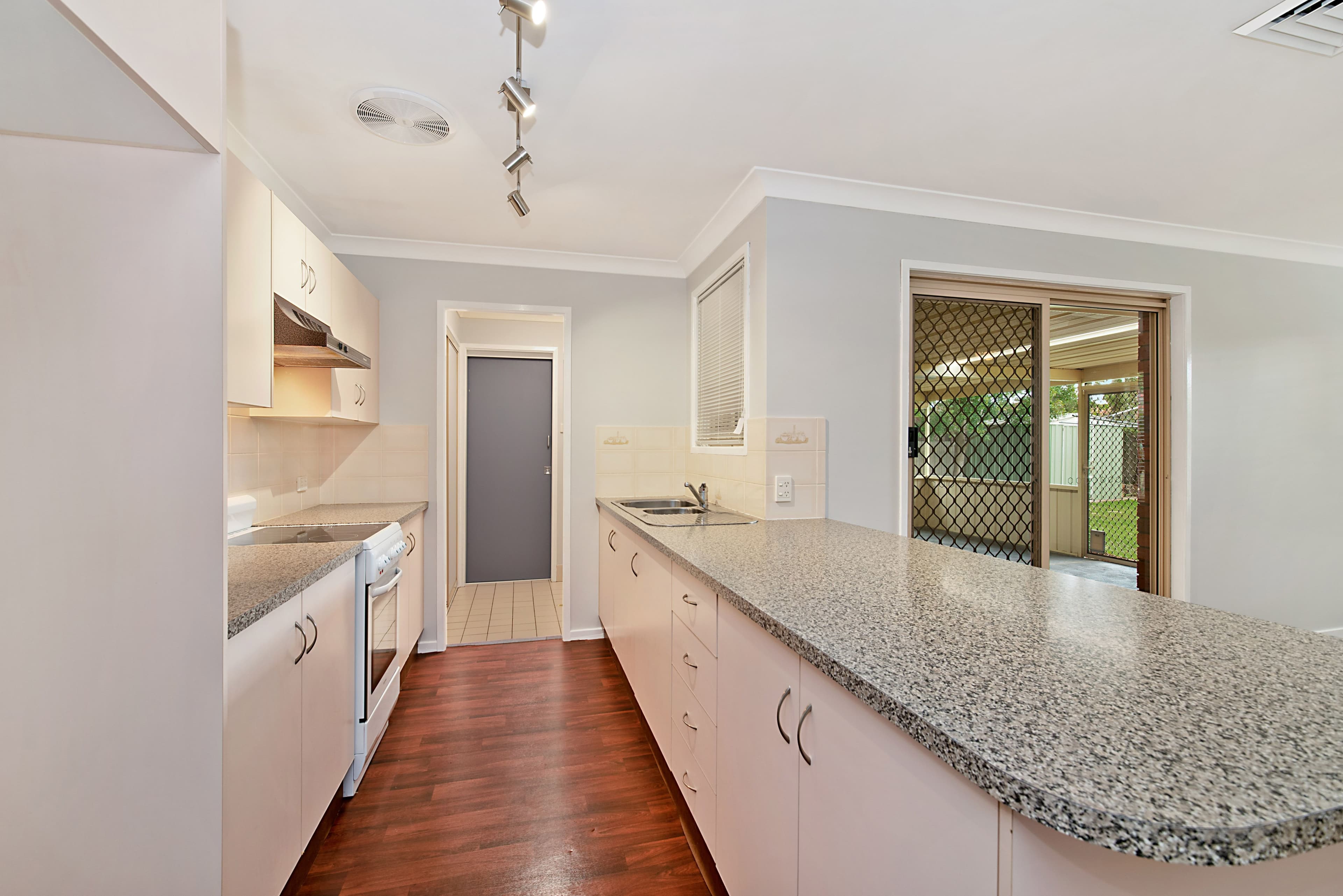 7 Eucalyptus Crescent, Metford - Thumbnail 4