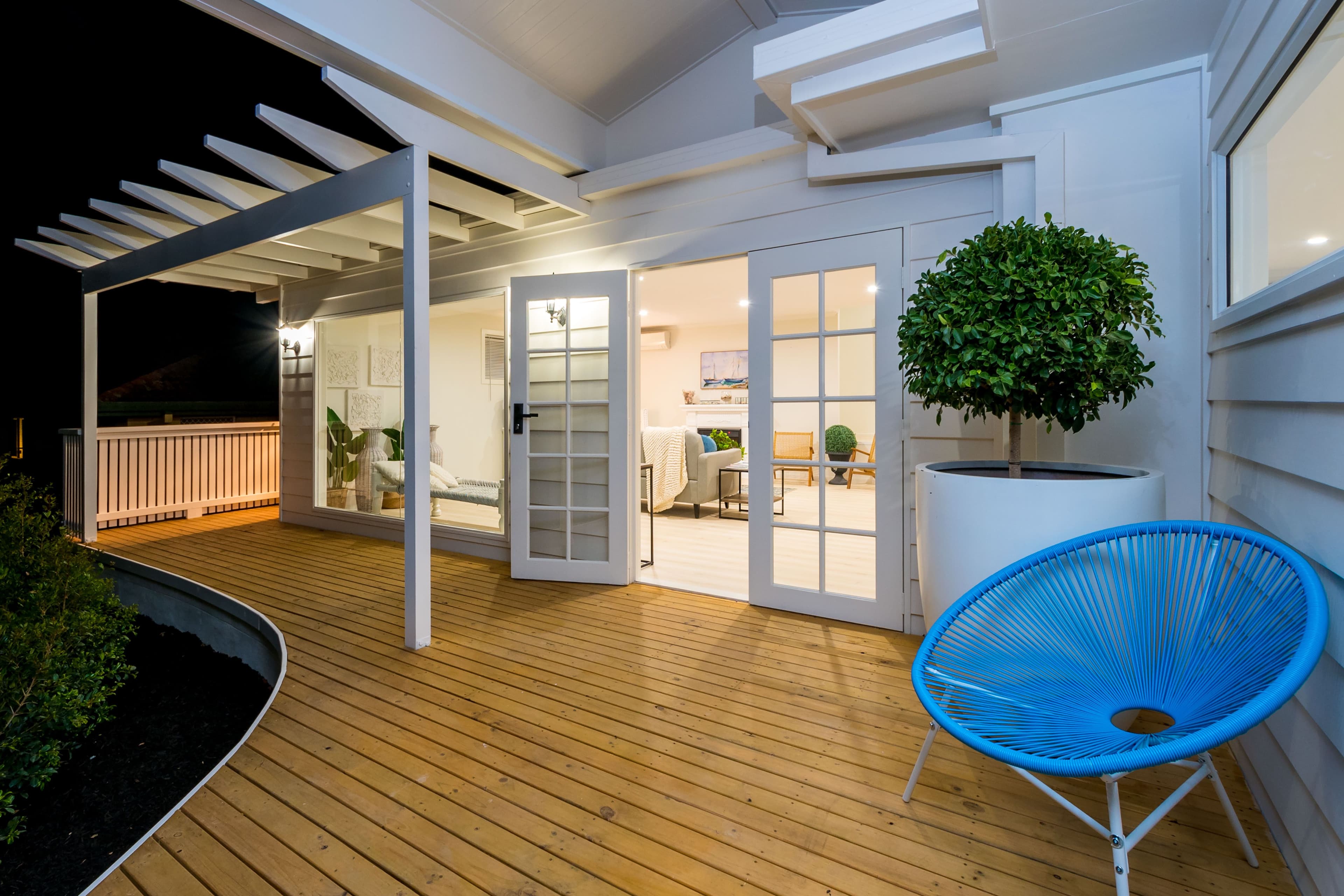 12 Grevillia Avenue, Southport QLD 4215, Southport - Thumbnail 7