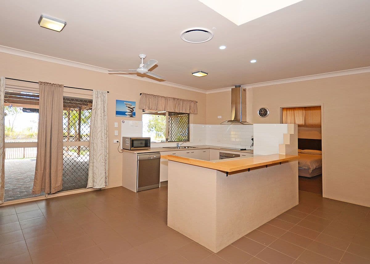 138 Burrum Street, Burrum Heads QLD 4659, Burrum Heads - Thumbnail 7