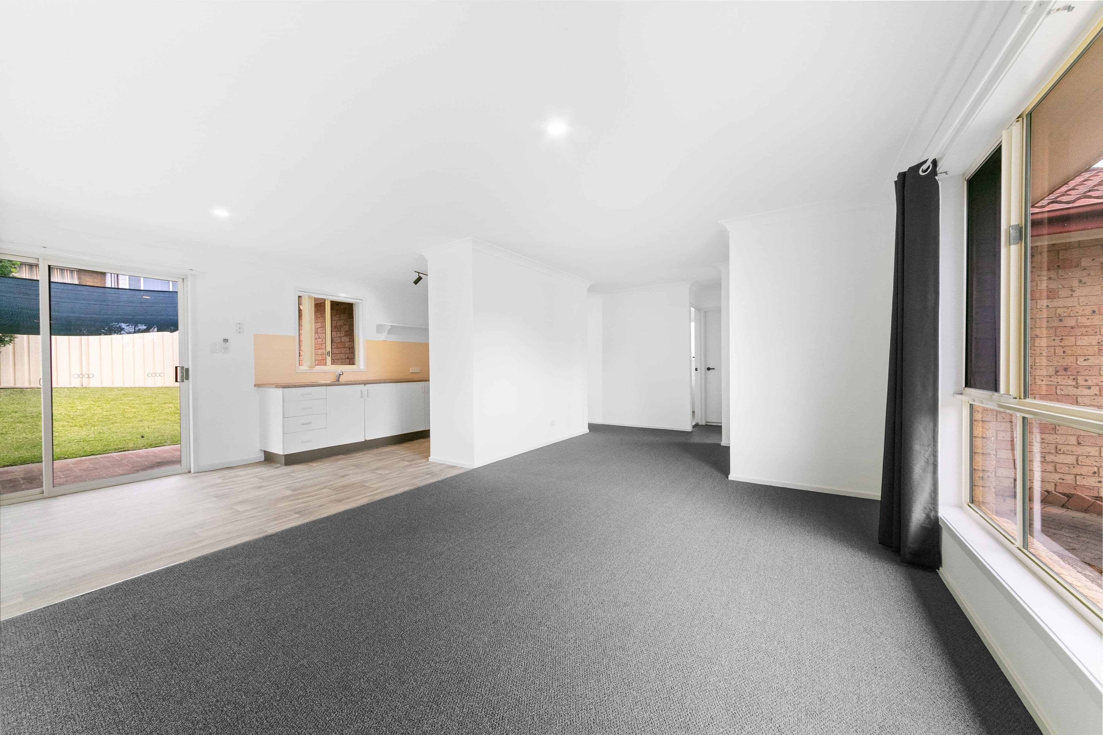 35 Glading Close, Lake Haven NSW 2263, Lake Haven - Thumbnail 2