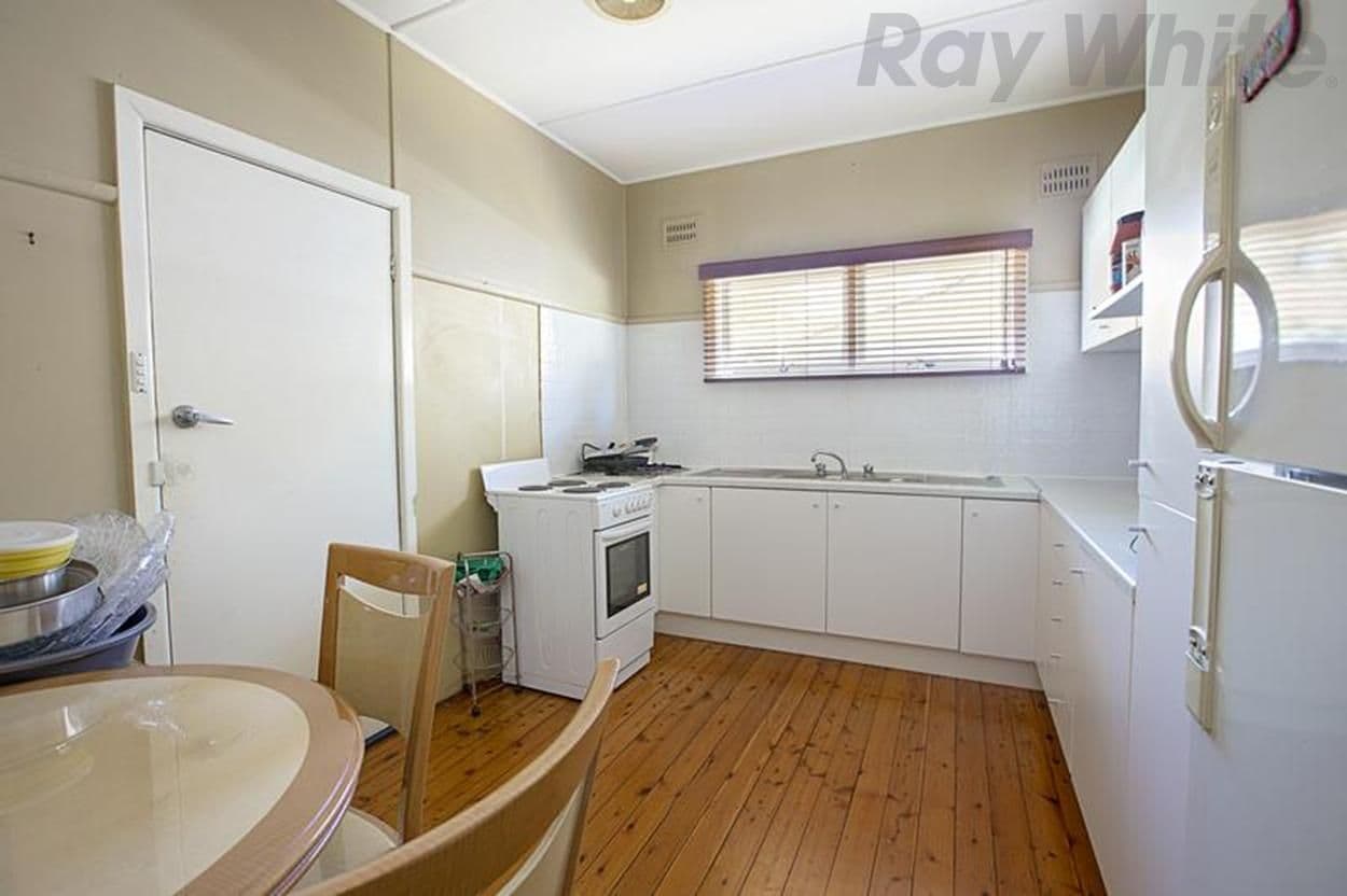 11 Twentieth Avenue, Hoxton Park NSW 2171, Hoxton Park - Thumbnail 4