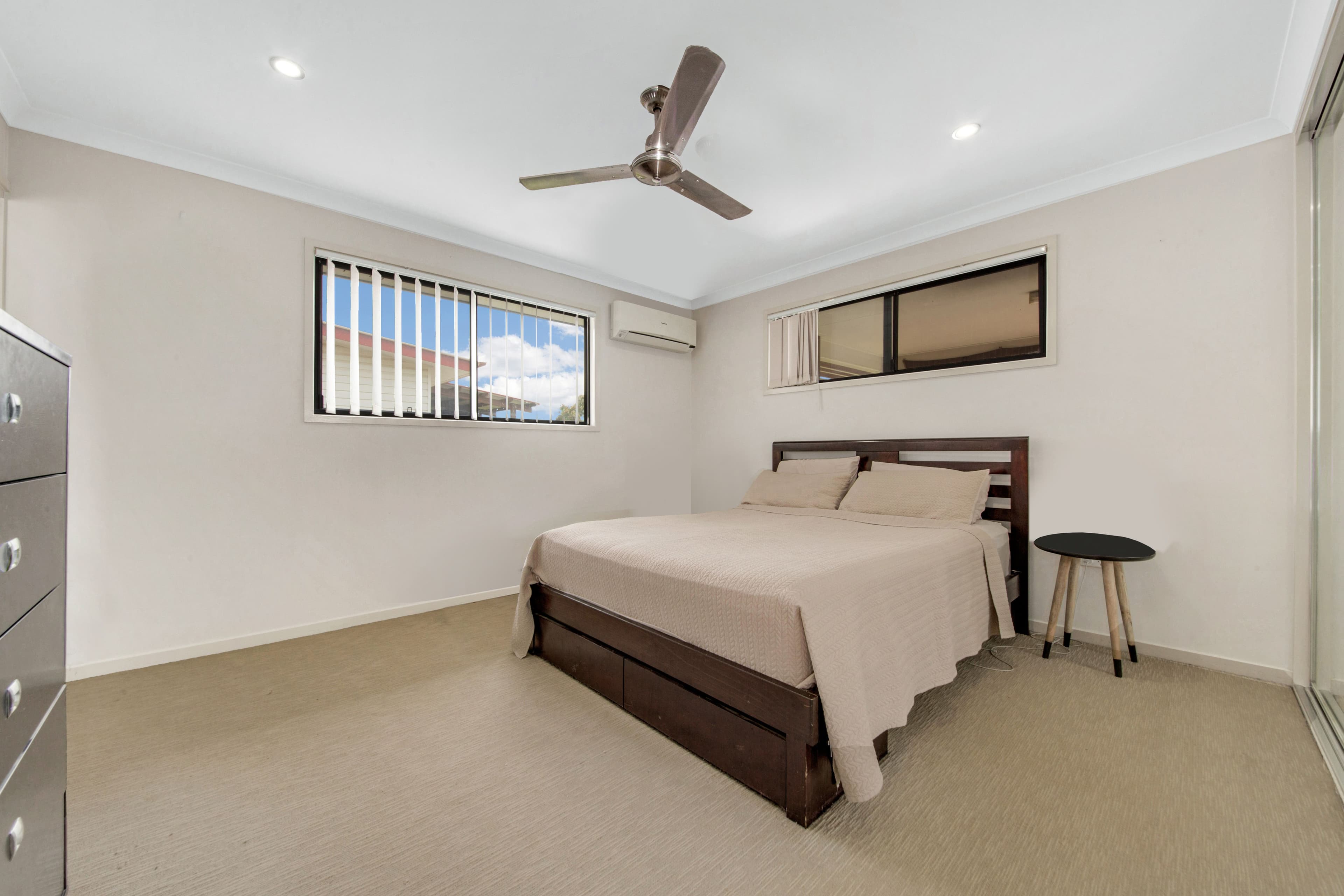 27 Holland Street, West Gladstone QLD 4680, West Gladstone - Thumbnail 4