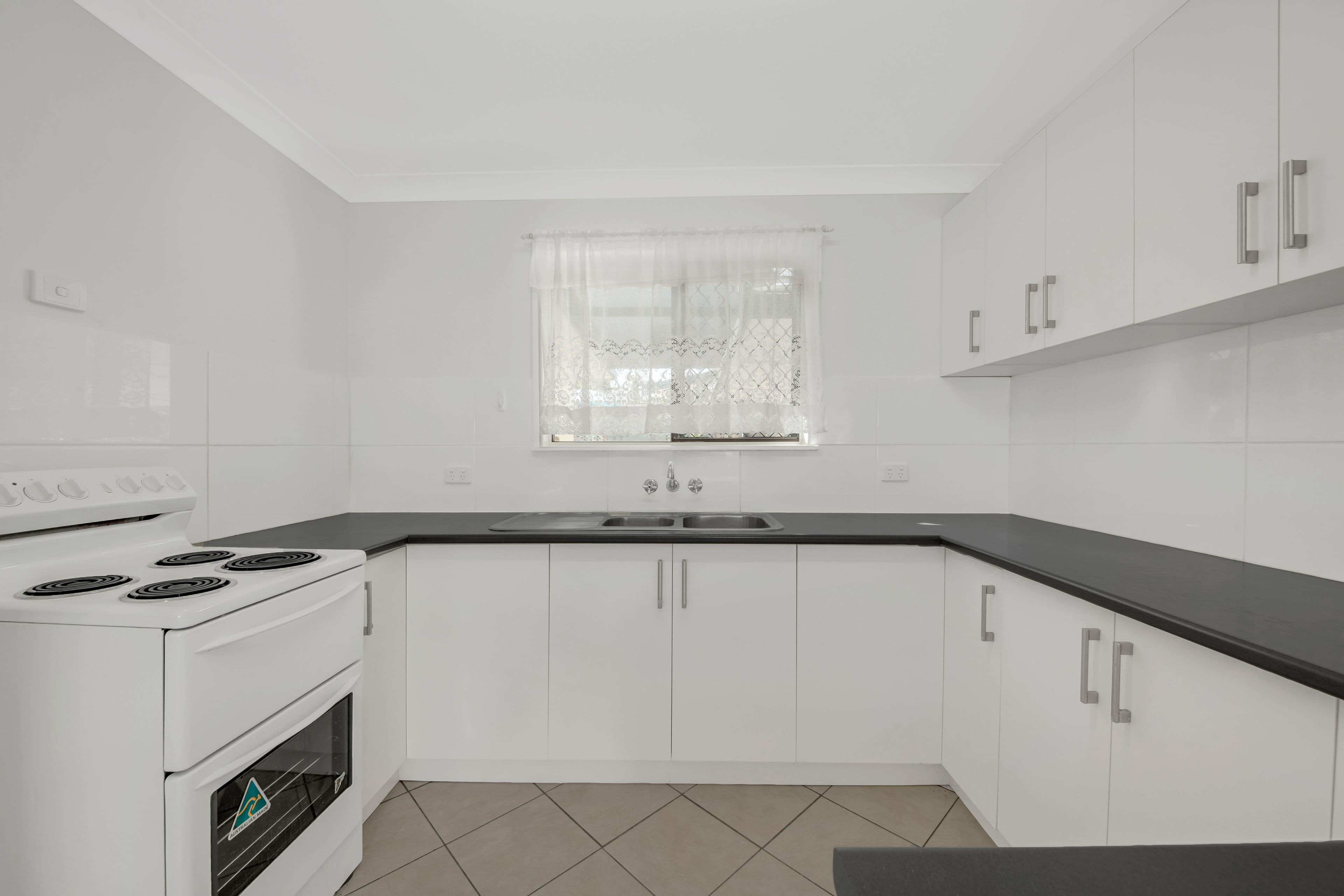 6 McCann Street, South Gladstone QLD 4680, South Gladstone - Thumbnail 3