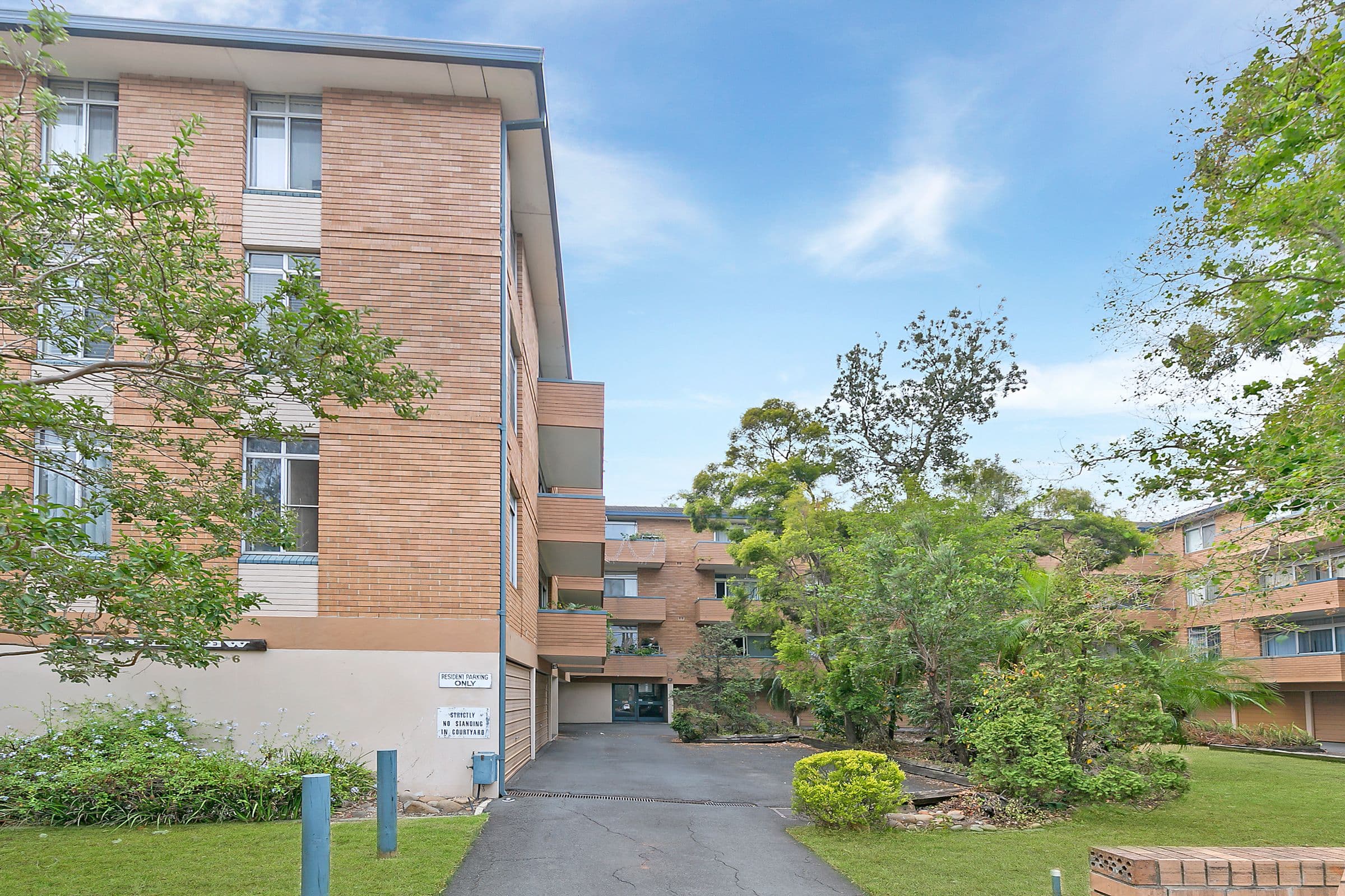 4 Park Avenue, Westmead NSW 2145, Westmead - Thumbnail 2