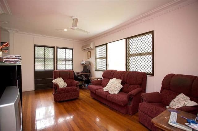 10 Morland Street, Mount Gravatt East QLD 4122, Mount Gravatt East - Thumbnail 2