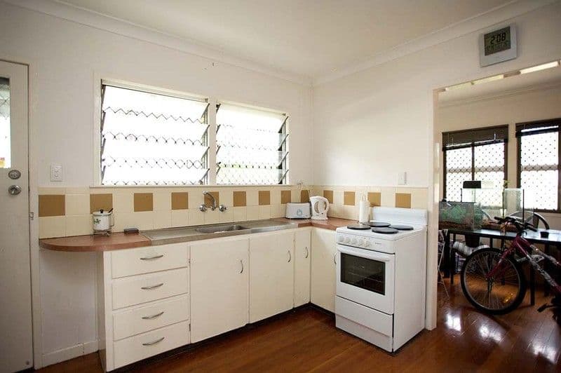 10 Morland Street, Mount Gravatt East QLD 4122, Mount Gravatt East - Thumbnail 4