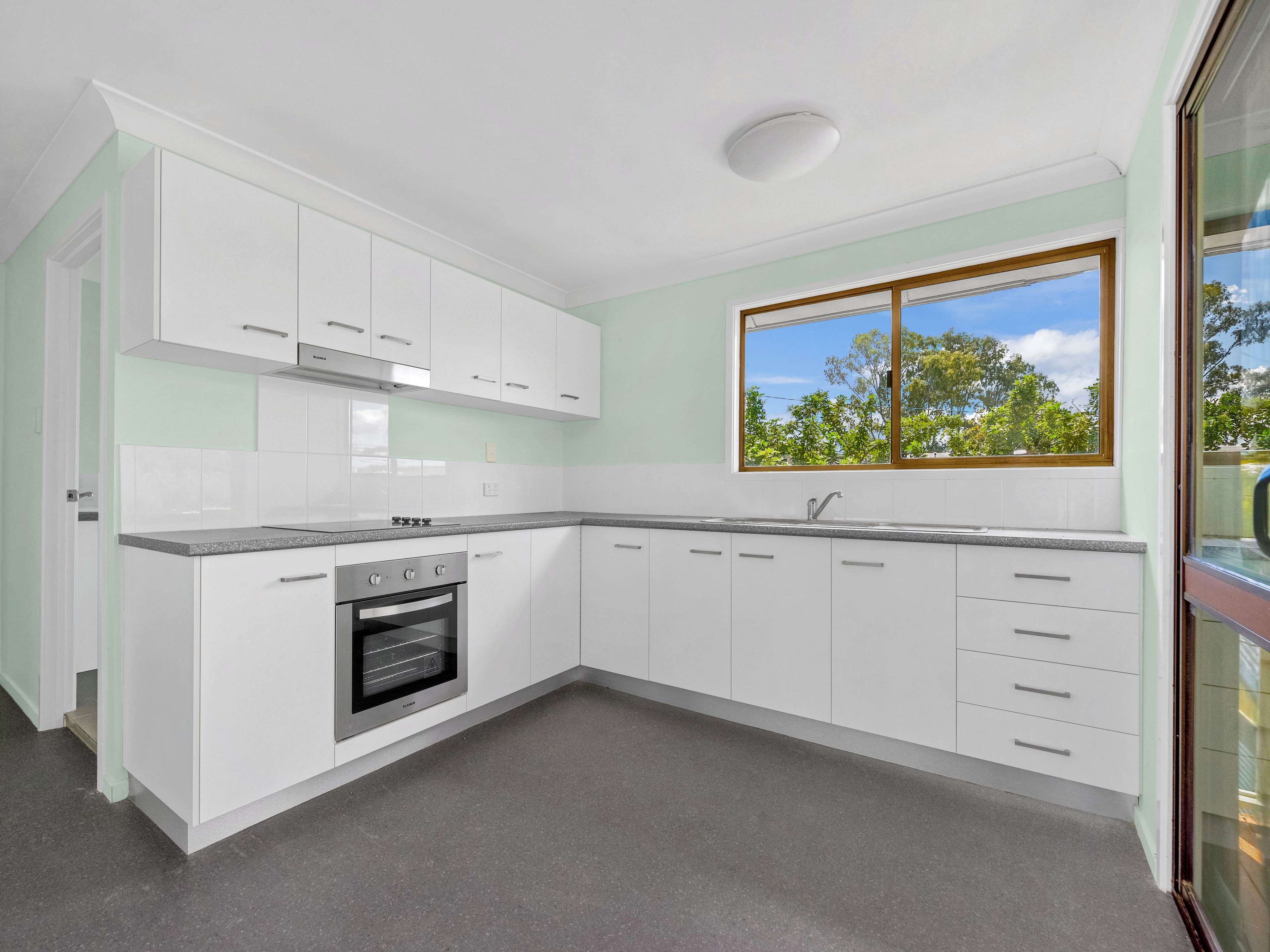 39 Boobook Street, Rocklea QLD 4106, Rocklea - Thumbnail 2