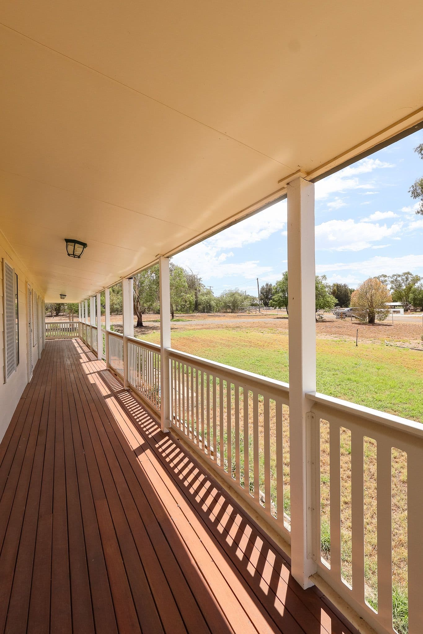 33 Roslyn Drive, Roma QLD 4455, Roma - Thumbnail 3