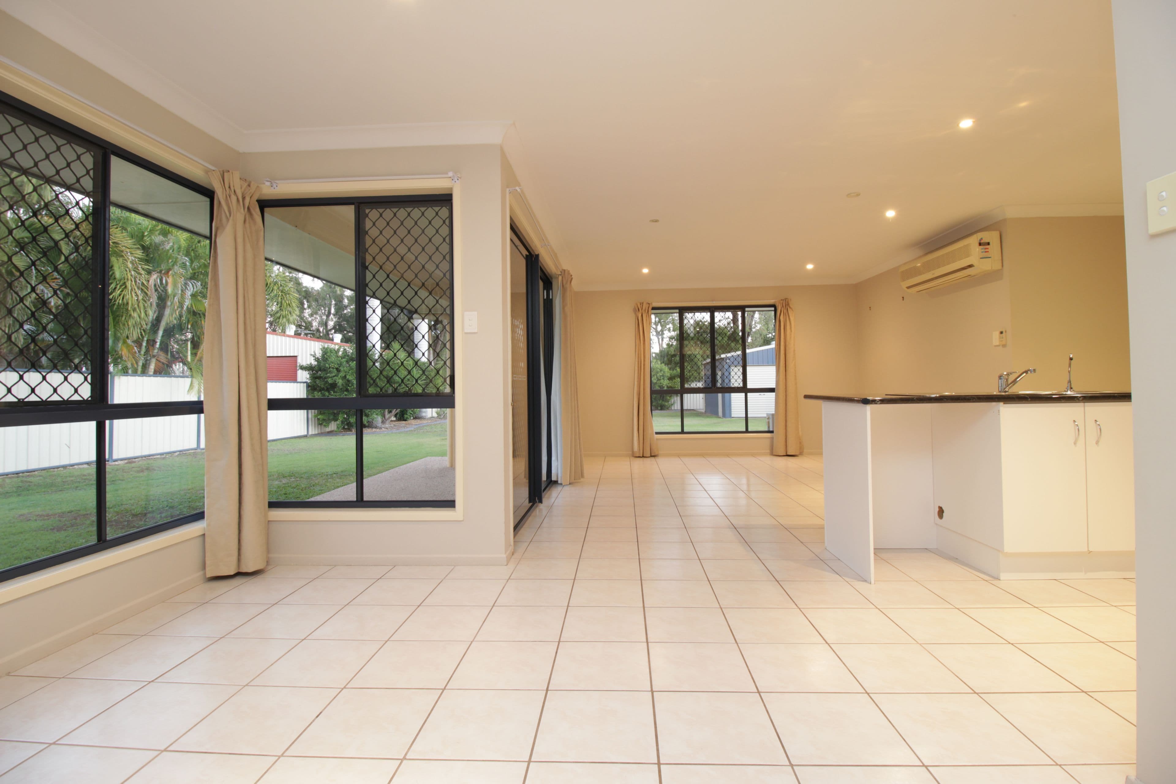 23 Carrington Place, Emerald QLD 4720, Emerald - Thumbnail 4