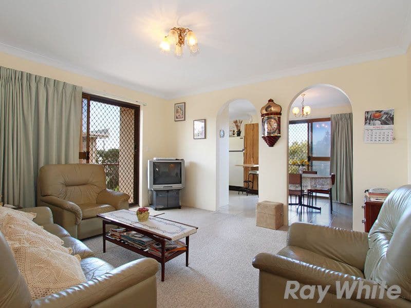 8 Chapman Street, Diamond Creek, Diamond Creek - Thumbnail 2