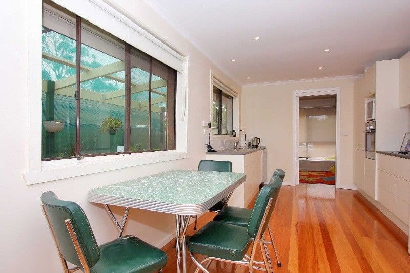 13 Daimler Avenue, KEILOR DOWNS VIC 3038, Keilor Downs - Thumbnail 3