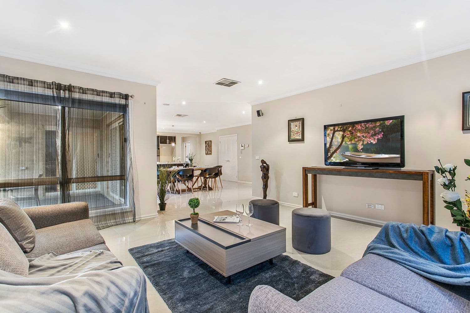 14 Gladys Court, Berwick VIC 3806, Berwick - Thumbnail 2