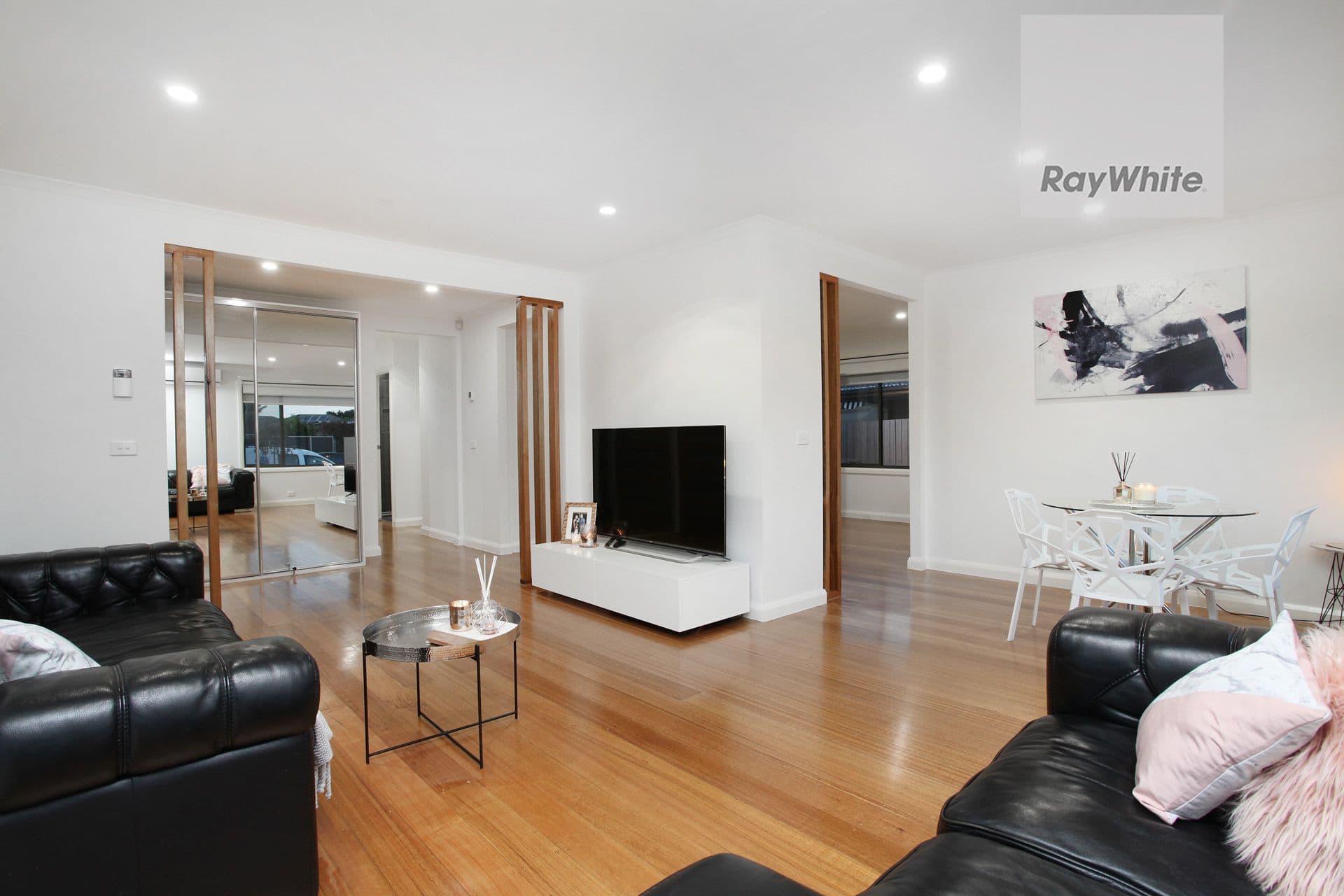15 Pyke Drive, Gladstone Park VIC 3043, Gladstone Park - Thumbnail 5