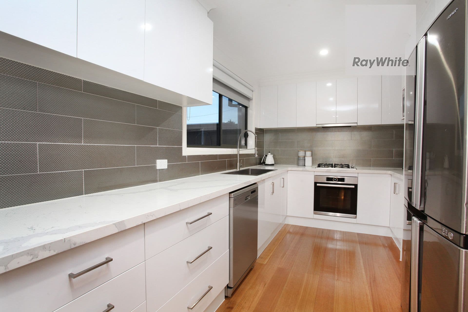 15 Pyke Drive, Gladstone Park VIC 3043, Gladstone Park - Thumbnail 6