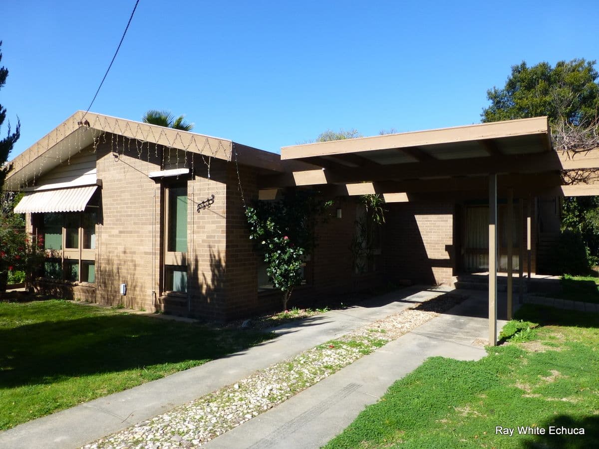33 Popplewell Street, MOAMA NSW 2731, Moama - Image 1