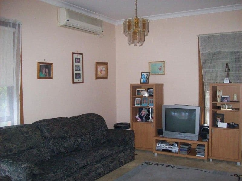 22 Waratah Avenue, TULLAMARINE VIC 3043, Tullamarine - Thumbnail 3