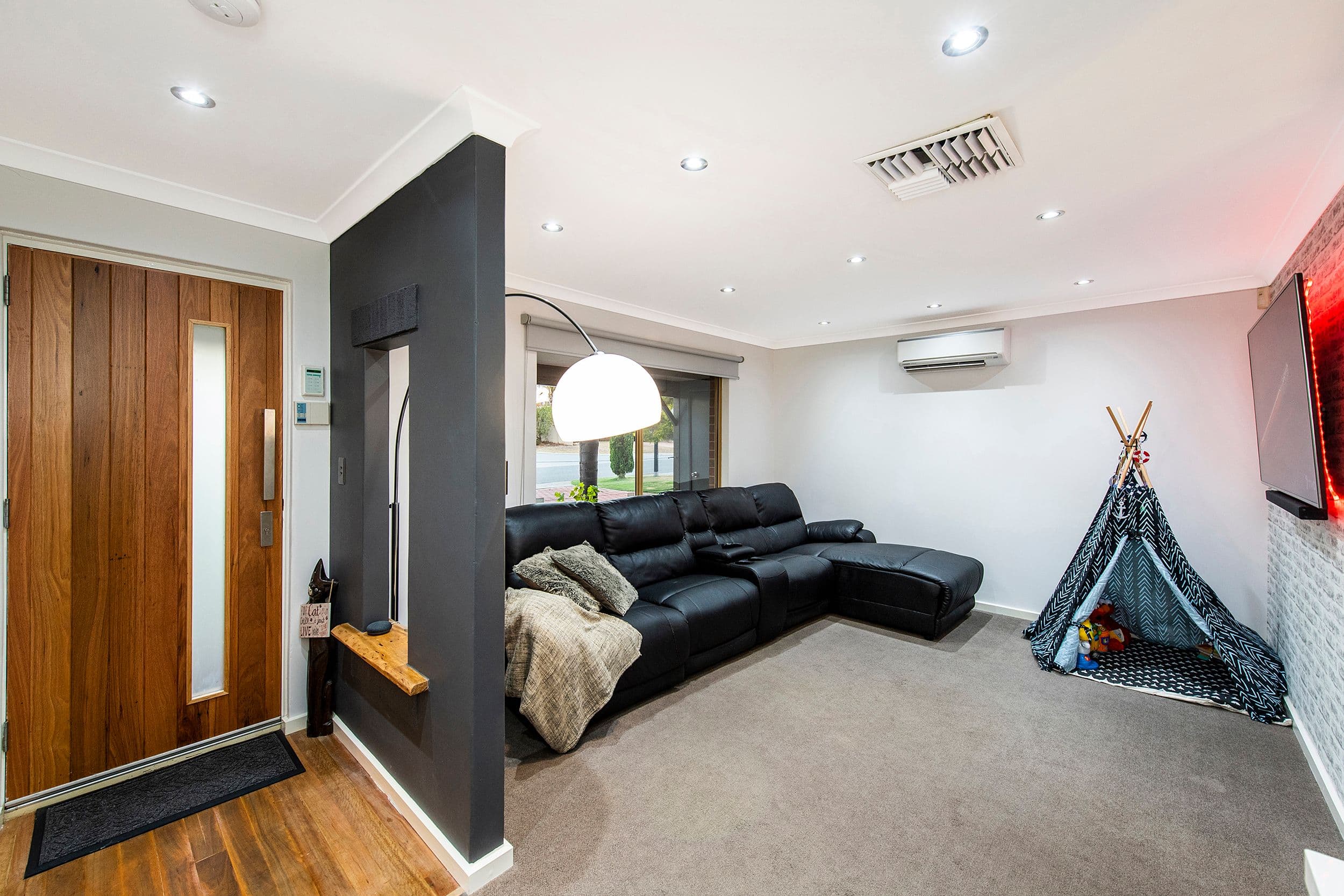 22 Roscommon Crescent, Orelia WA 6167, Orelia - Thumbnail 5