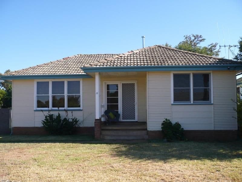16 Dawson Street, Forbes - Image 1