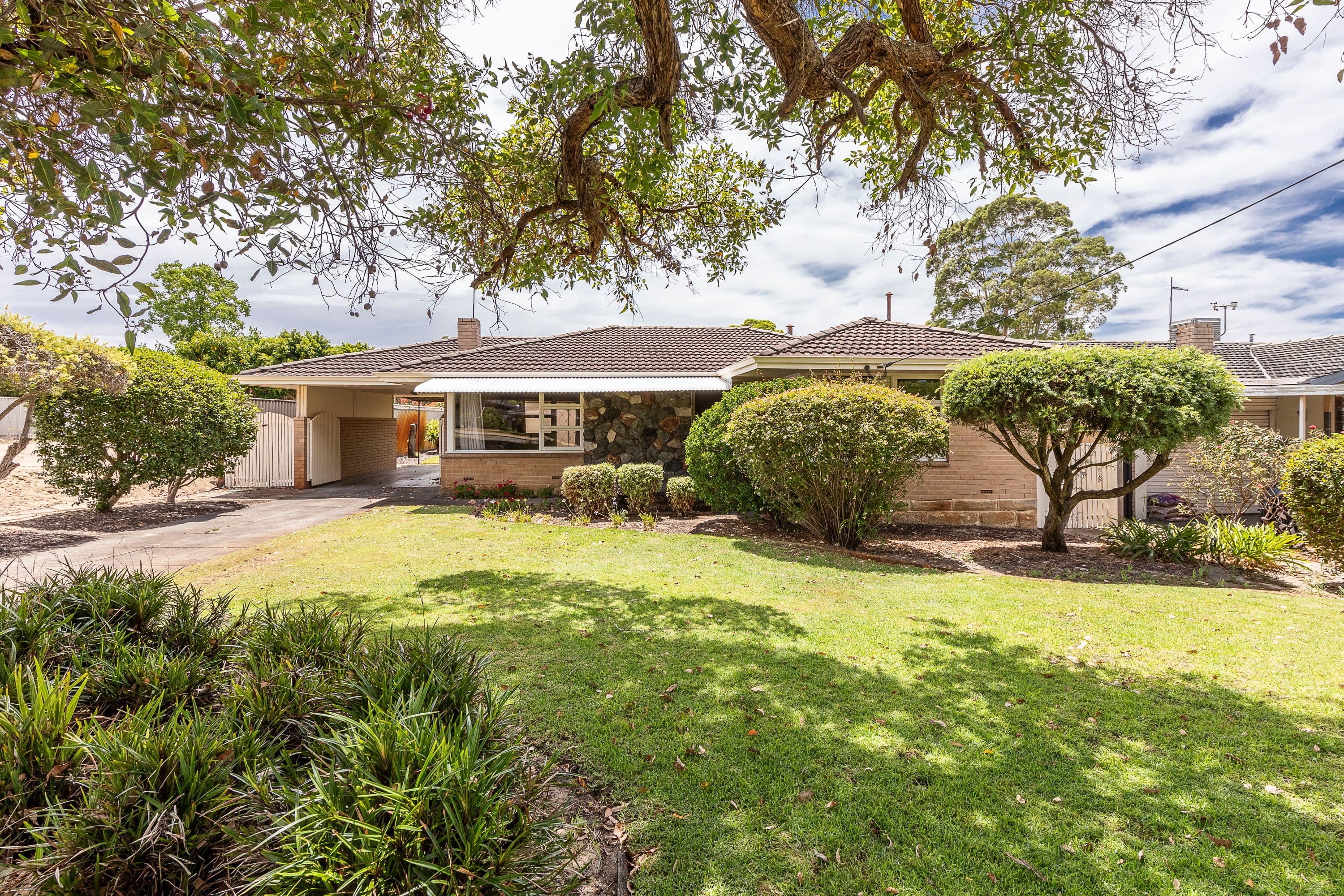 45 Gifford Way, Dianella WA 6059, Dianella - Thumbnail 2