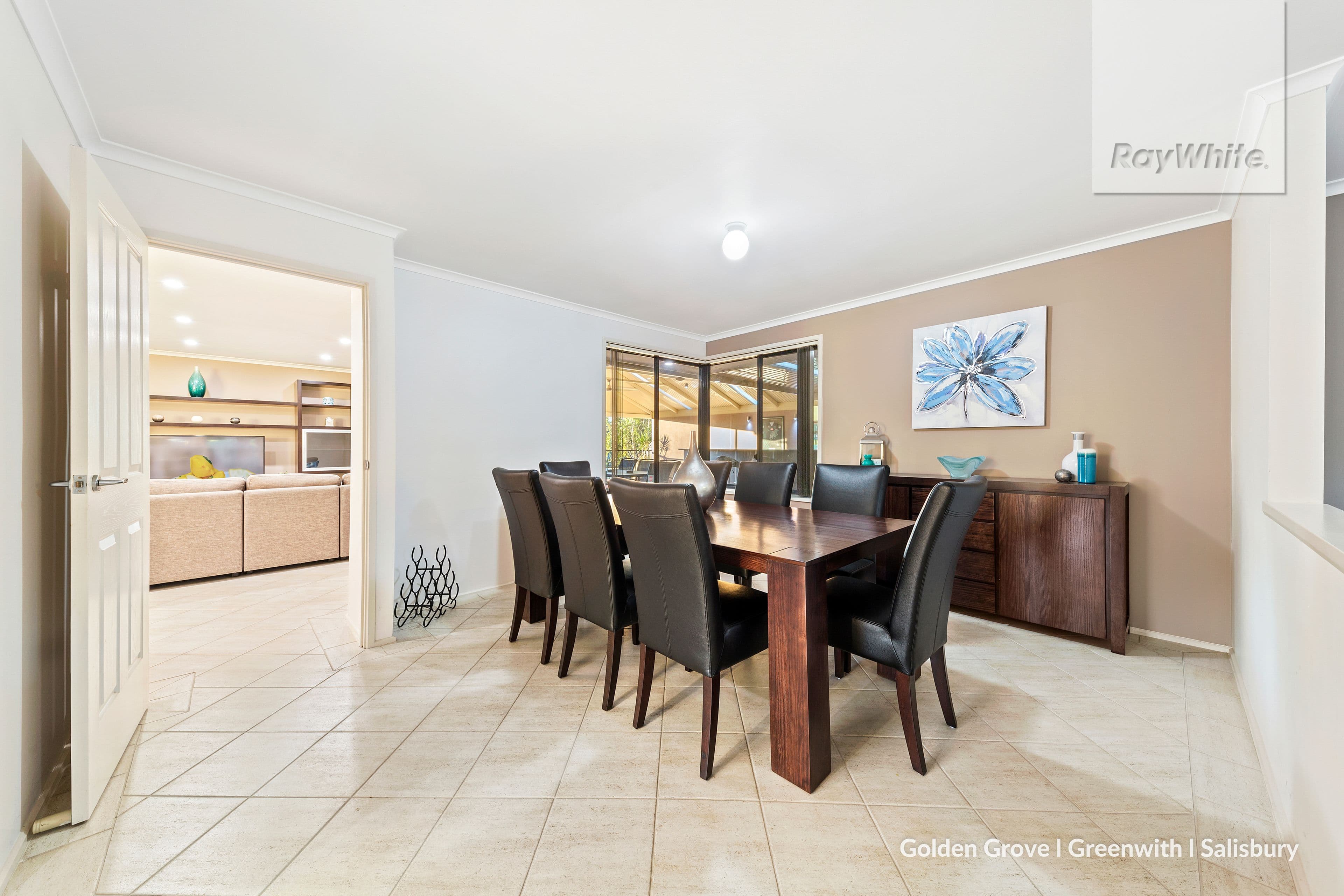 20 Sussex Street, Blackburn North
    
    
      
        637 m2, Blackburn North - Thumbnail 6