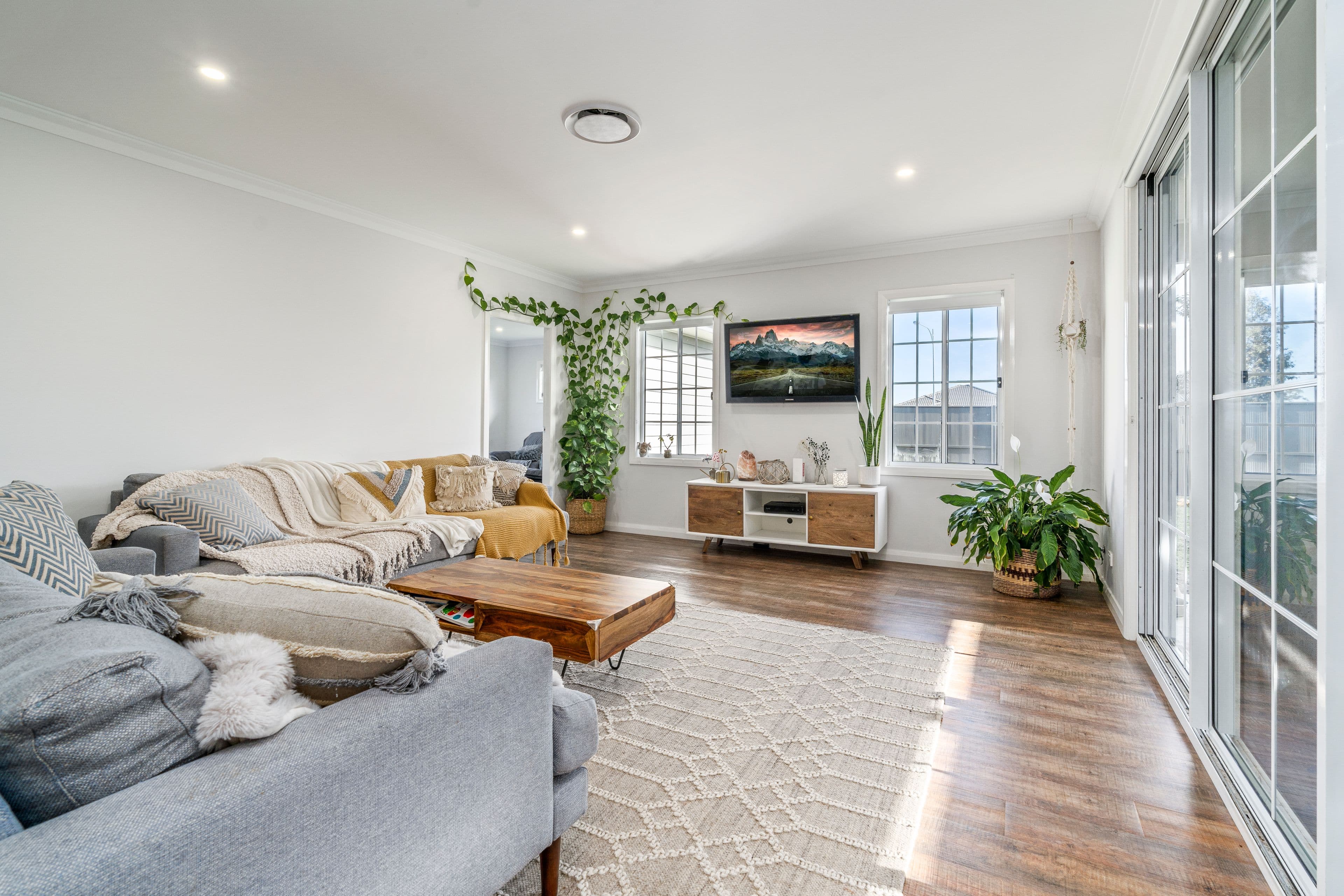 27 Nicholson Parade, Spring Farm NSW 2570, Spring Farm - Thumbnail 7