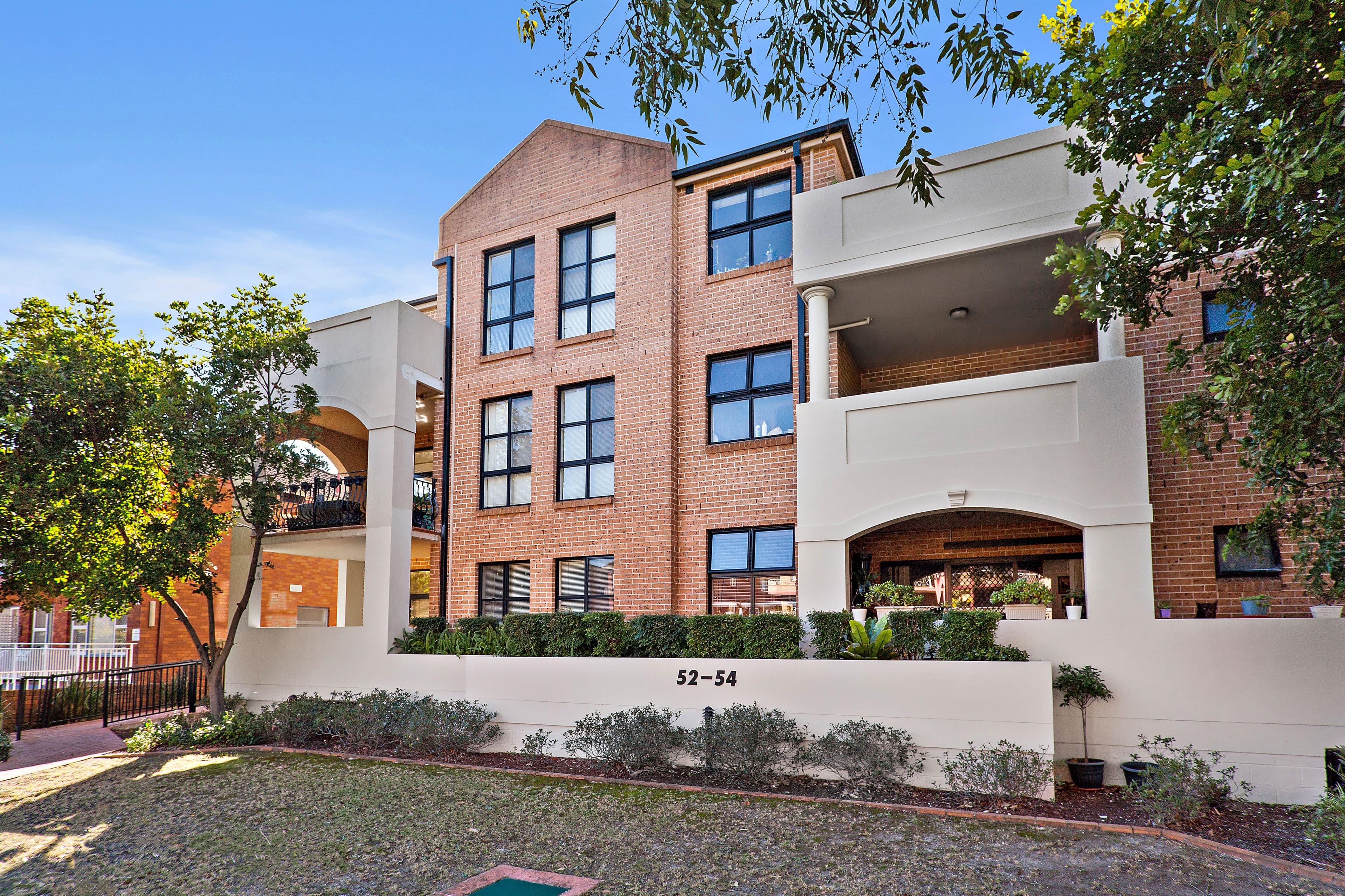 52 Banks Street, Monterey NSW 2217, Monterey - Thumbnail 2