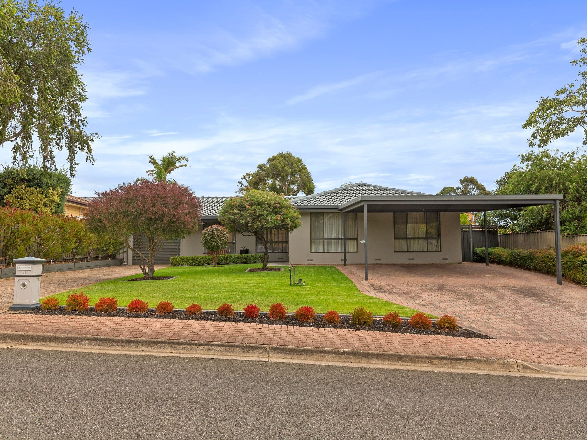 11 Emerald Street, Flagstaff Hill SA 5159, Flagstaff Hill - Thumbnail 2