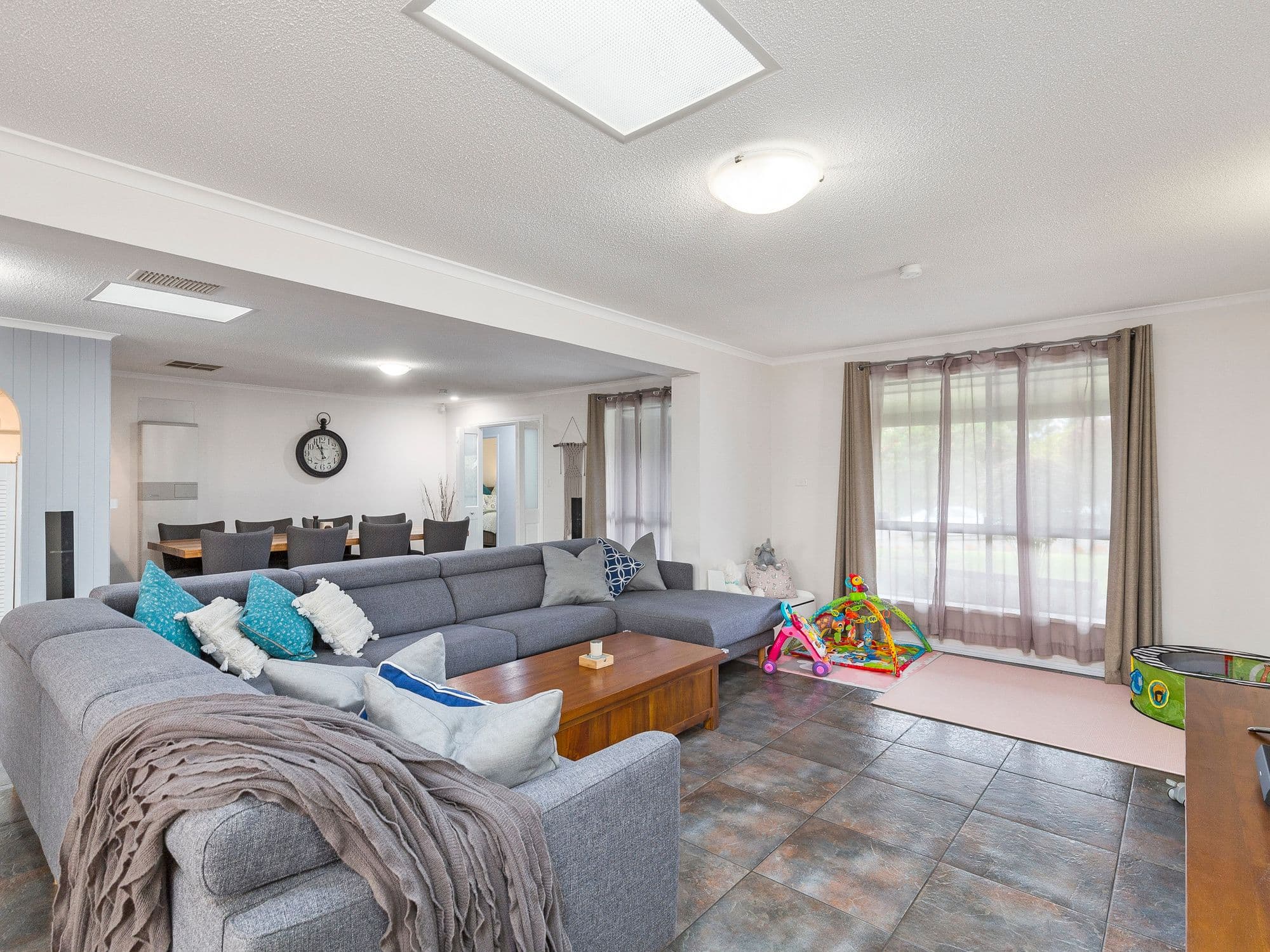 11 Emerald Street, Flagstaff Hill SA 5159, Flagstaff Hill - Thumbnail 4