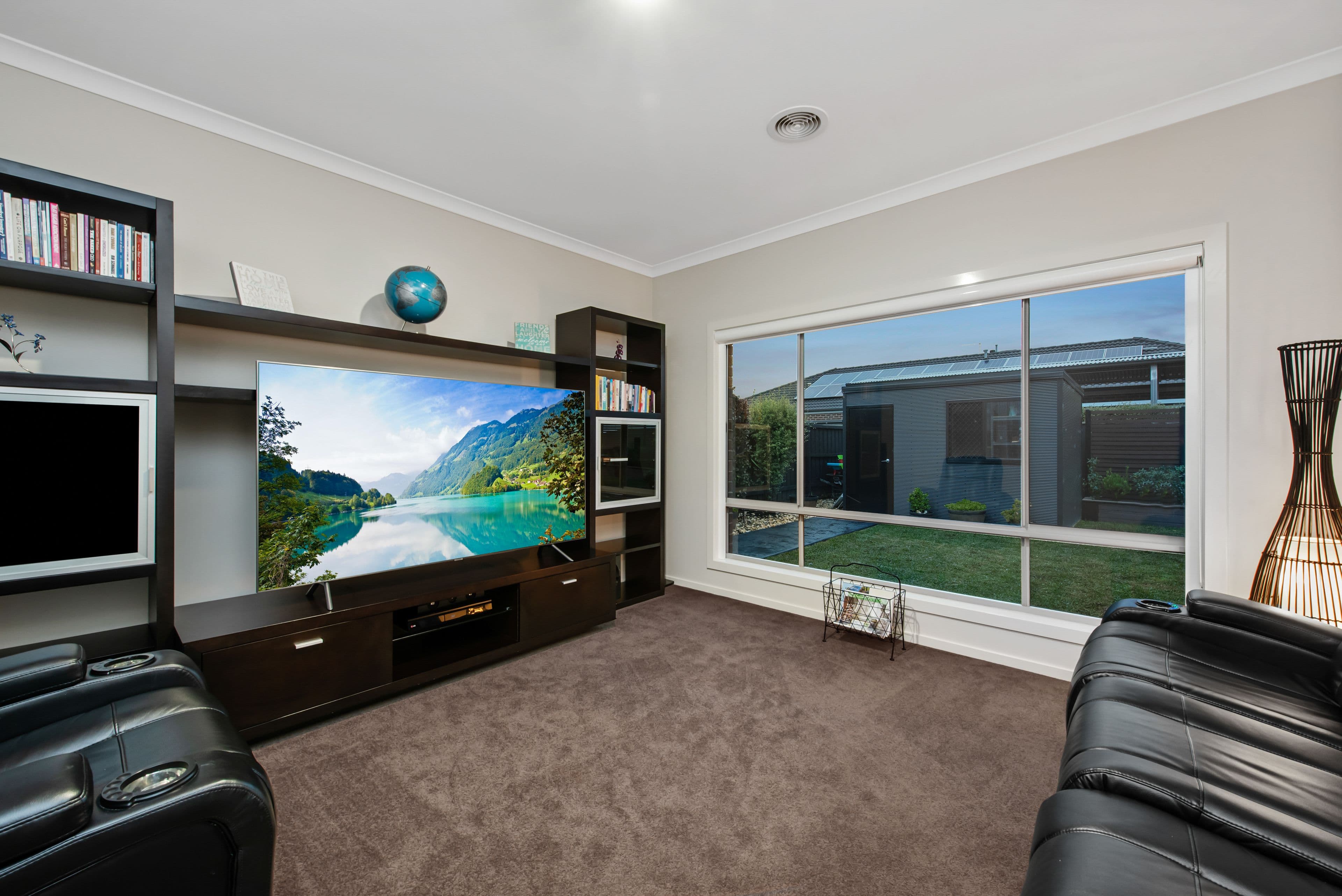 24 Hull Crescent, Pakenham VIC 3810, Pakenham - Thumbnail 2