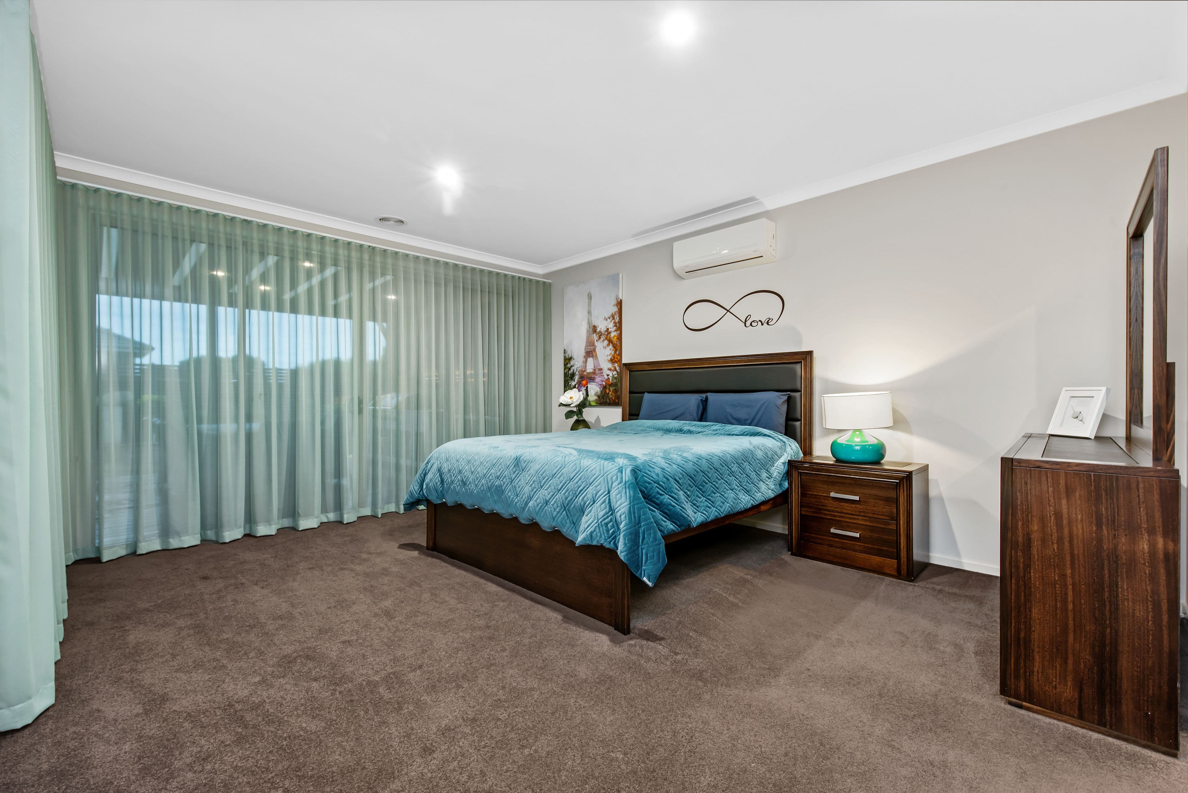 24 Hull Crescent, Pakenham VIC 3810, Pakenham - Thumbnail 7