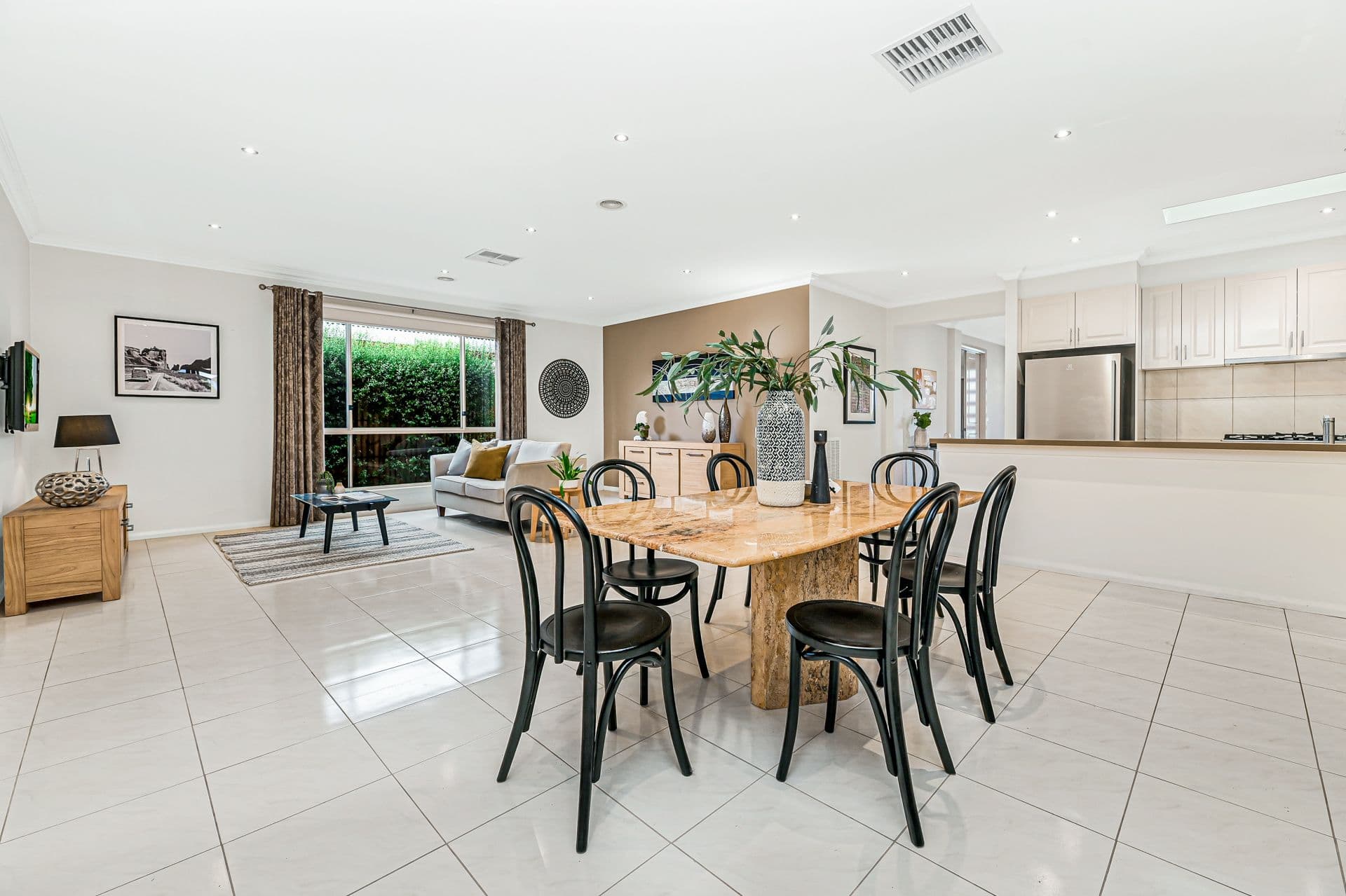 6 Saul Avenue, Berwick VIC 3806, Berwick - Thumbnail 6