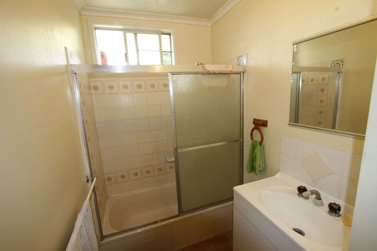 8 Flinders Street, BAKERS CREEK QLD 4740, Bakers Creek - Thumbnail 6